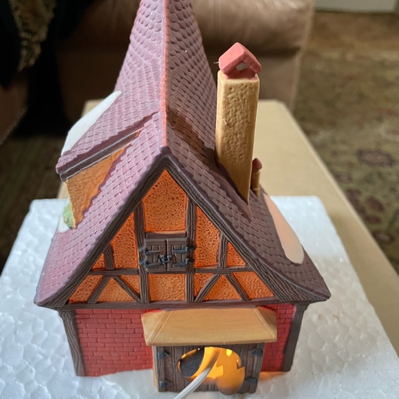 Department 56 Holiday House with Red and Brown Accents - Picture 3 of 5